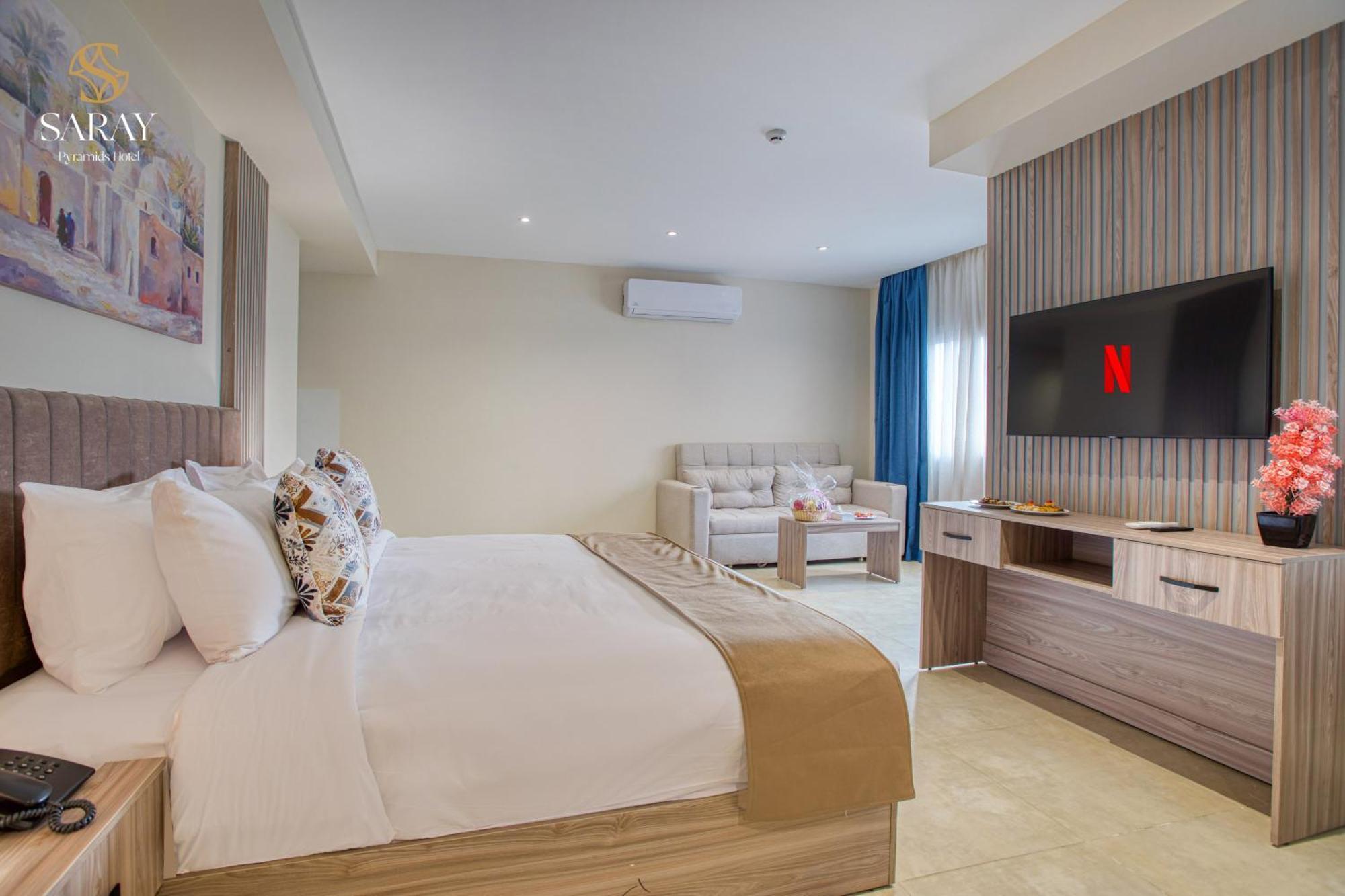 Saray Pyramids & Museum View Hotel Kafrat al Jabal Bagian luar foto